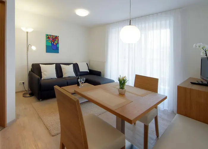 Blum شقة هاغنو